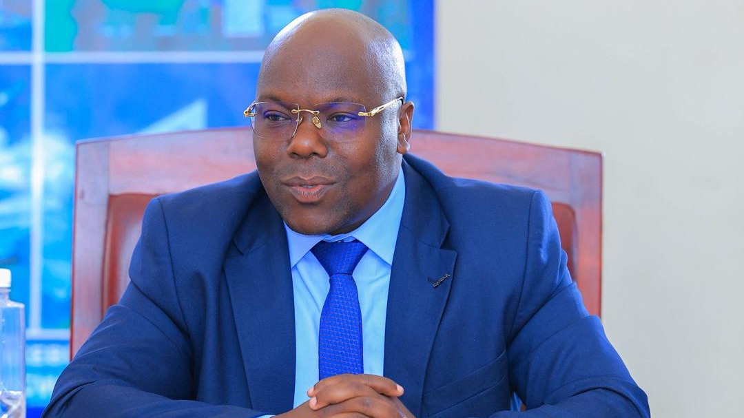 WAZIRI WA KATIBA NA SHERIA AIP...